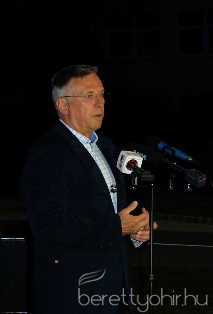 Befejeződött a közvilágítás korszerűsítése03